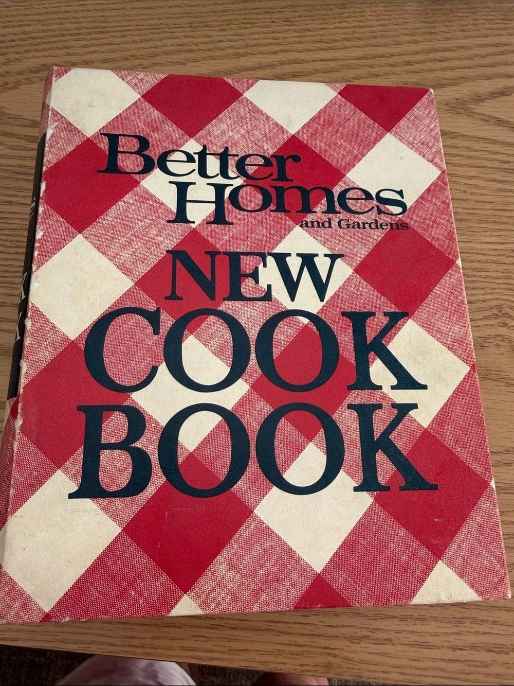 Better Homes and Gardens New Cook Book Vintage Cookbook Red & White 1970